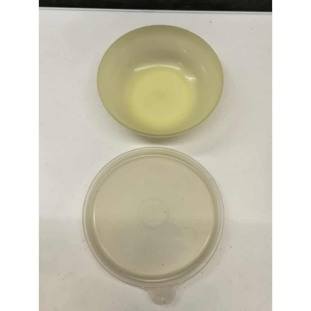 Vintage‎ Tupperware 154-8 Yellow Translucent Bowl with Lid Made in USA Retro